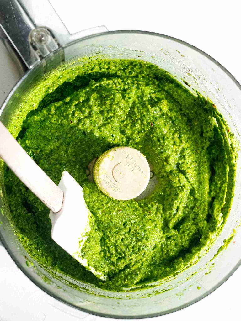 طرز تهیه پستو پسته اسفناج طرز تهیه پستو پسته اسفناج